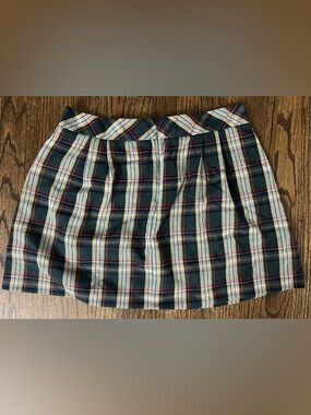Old Navy Plaid Mini Skirt in Black, Cream, Red